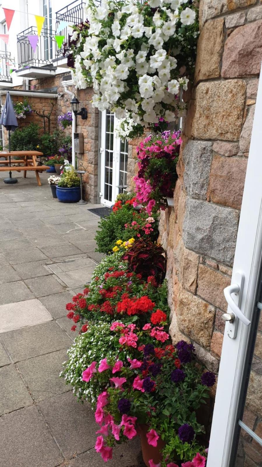 The Prince Of Wales Hotel St Ouen's Eksteriør billede
