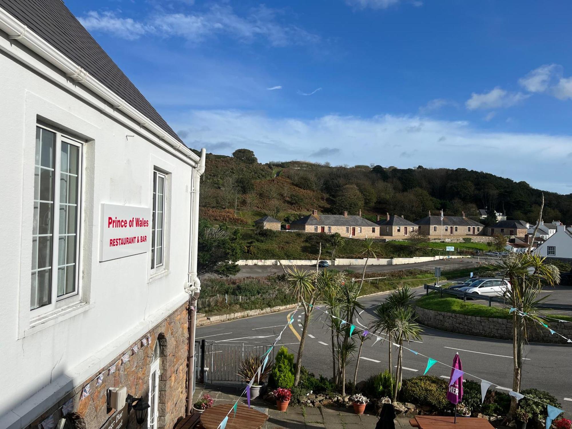The Prince Of Wales Hotel St Ouen's Eksteriør billede