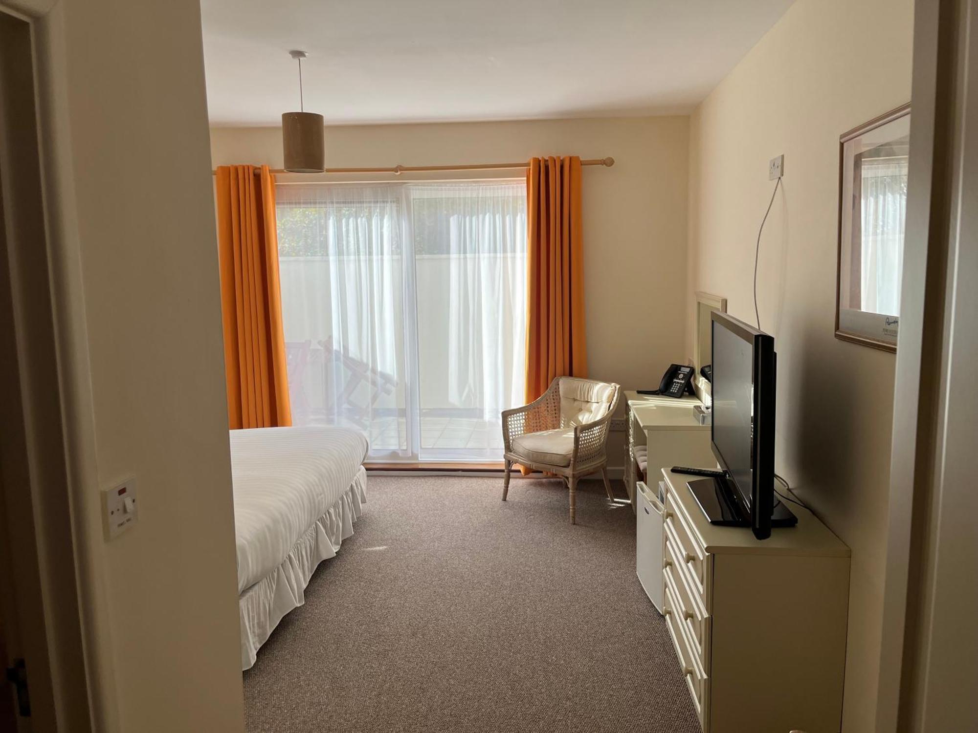 The Prince Of Wales Hotel St Ouen's Eksteriør billede